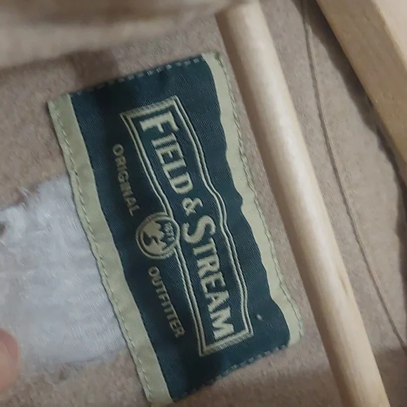 Field & Stream button down - Picture 3 of 5